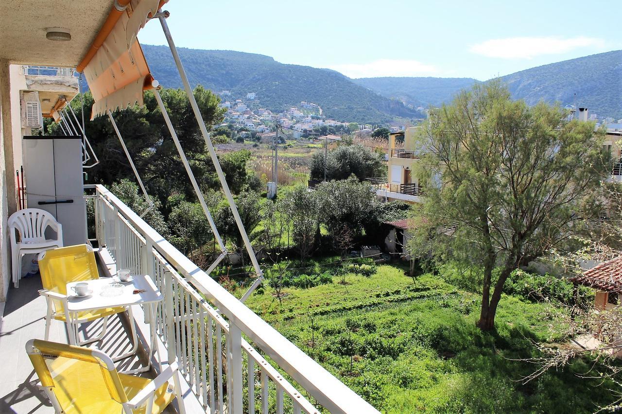 Apartment Sea View In Front Of The Beach Of Agia Marina Pórto Ráfti Esterno foto