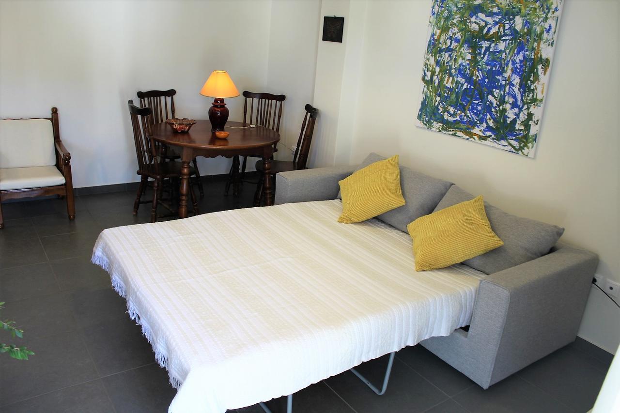 Apartment Sea View In Front Of The Beach Of Agia Marina Pórto Ráfti Esterno foto
