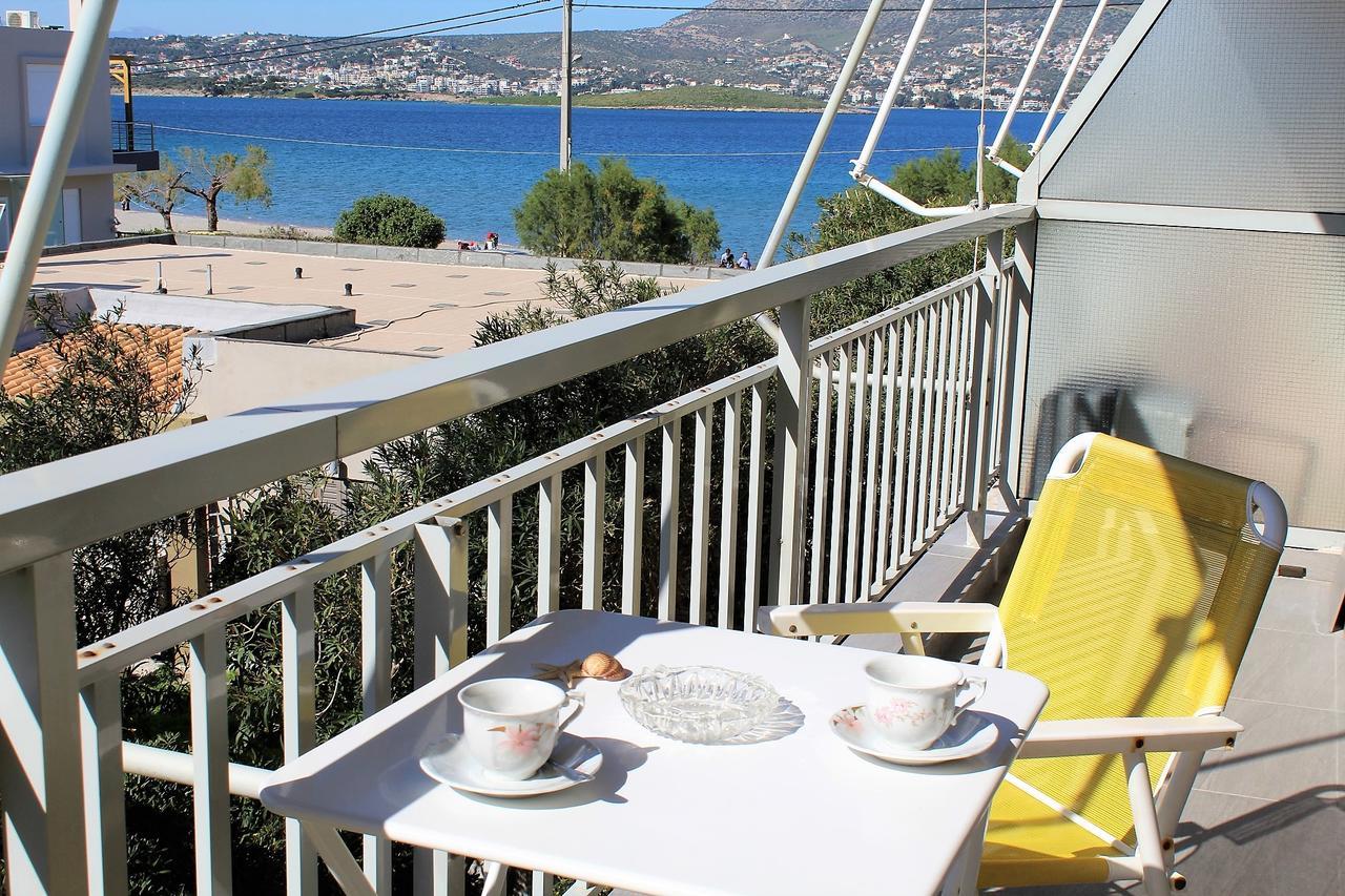 Apartment Sea View In Front Of The Beach Of Agia Marina Pórto Ráfti Esterno foto
